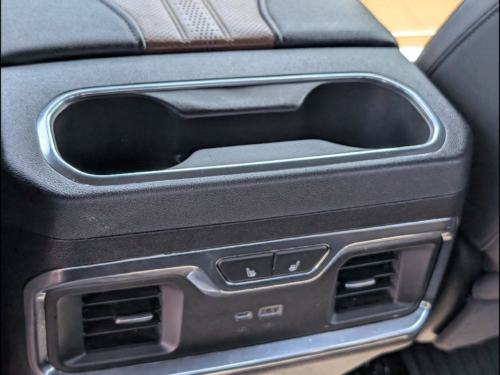 2025 Chevrolet Silverado 3500 HD High Country