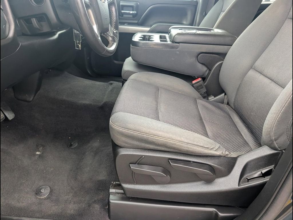 2019 Chevrolet Silverado LD LT