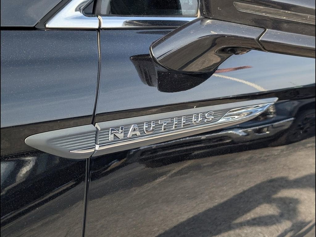 2020 Lincoln Nautilus Reserve