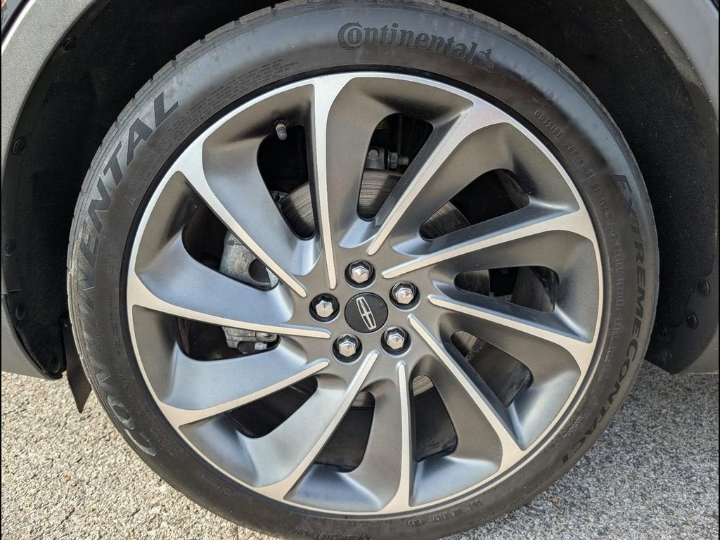 2020 Lincoln Nautilus Reserve