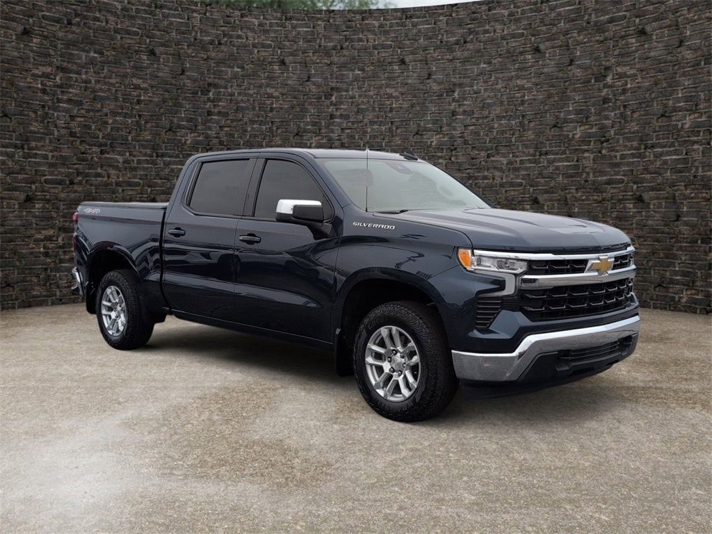 2023 Chevrolet Silverado 1500 LT (2FL)