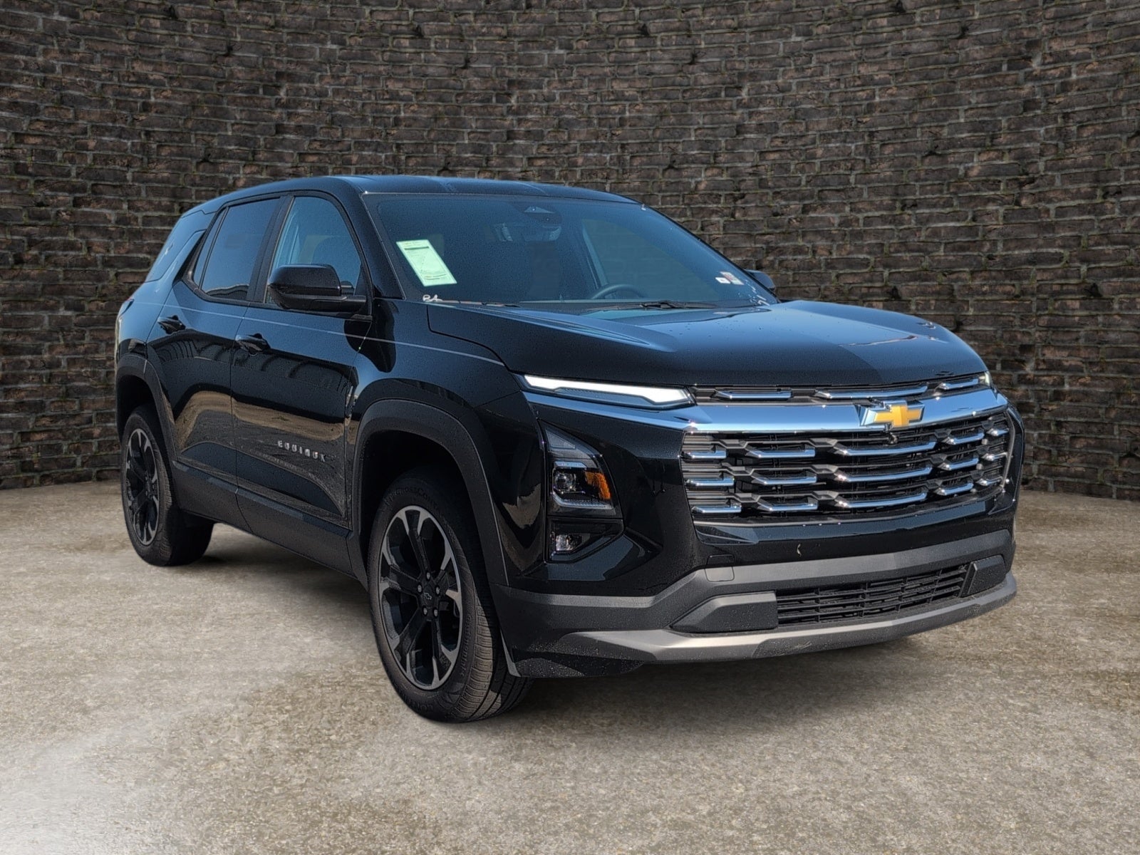 2027 Chevrolet Equinox LT - Photo 2