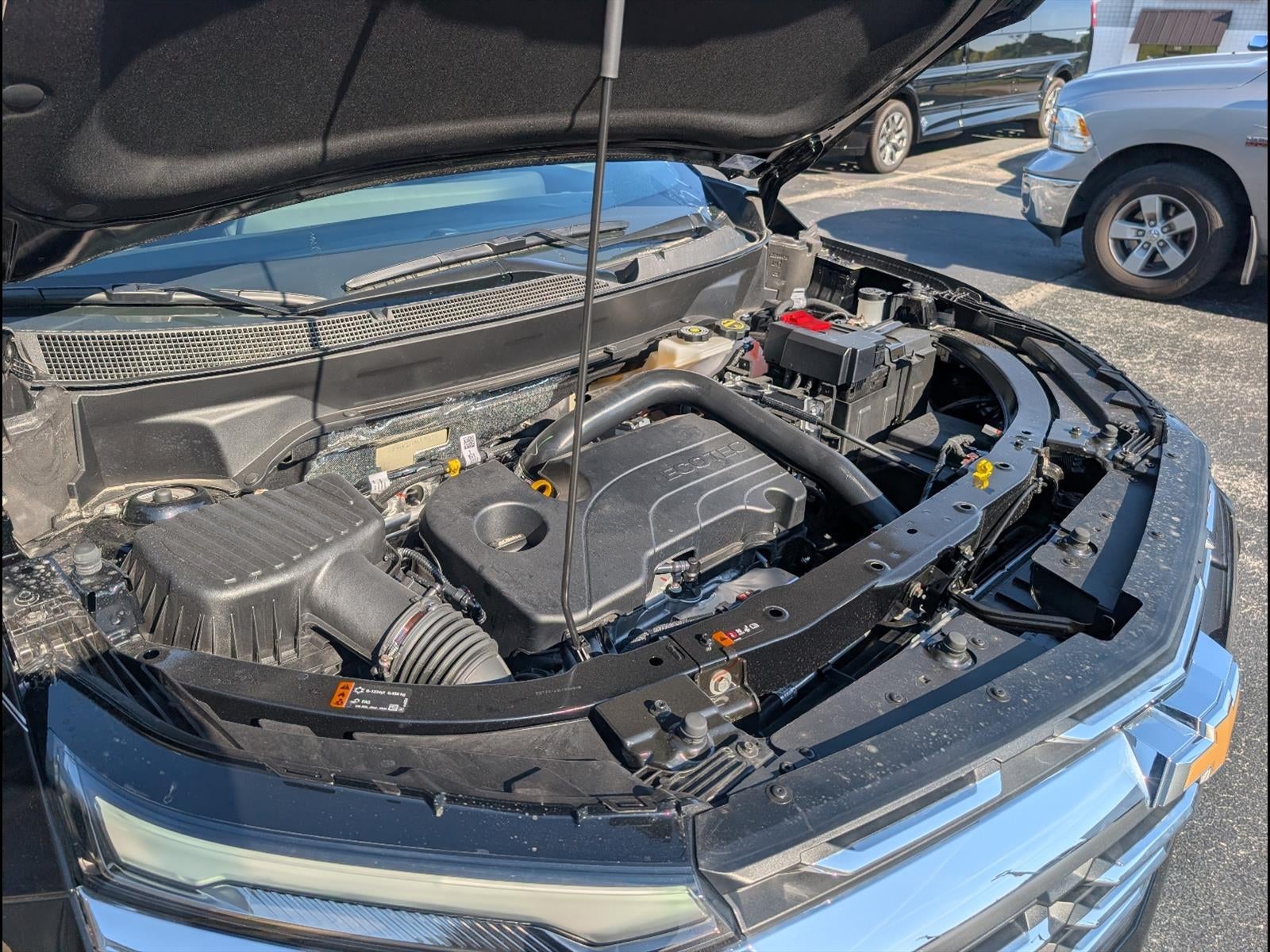 2027 Chevrolet Equinox LT - Photo 20