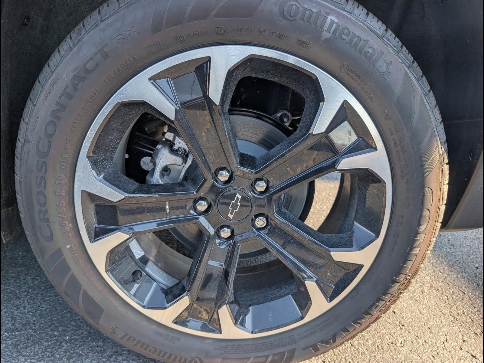 2027 Chevrolet Equinox LT - Photo 21