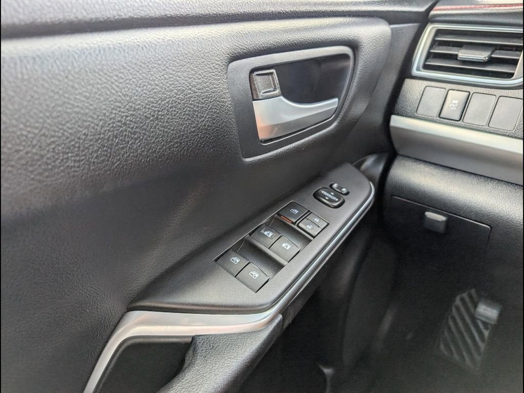 2017 Toyota Camry XLE