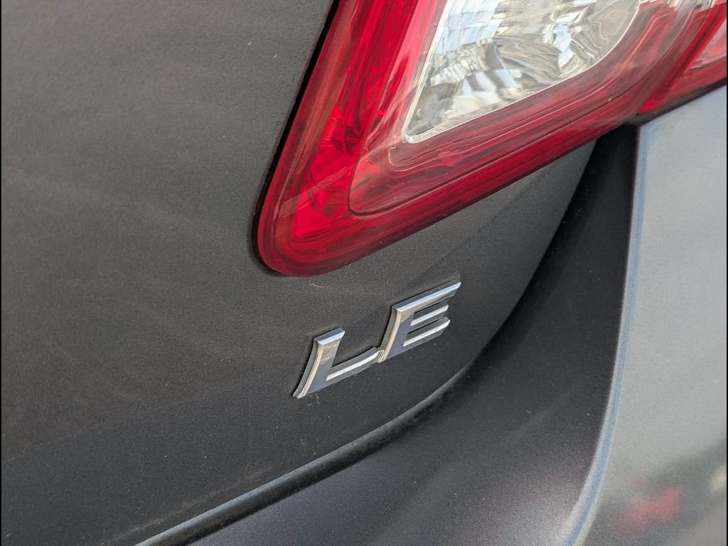 2011 Toyota Camry LE