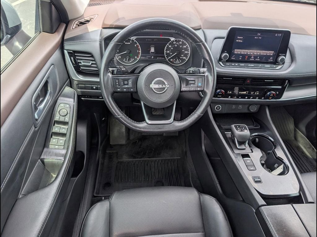 2022 Nissan Rogue SV FWD