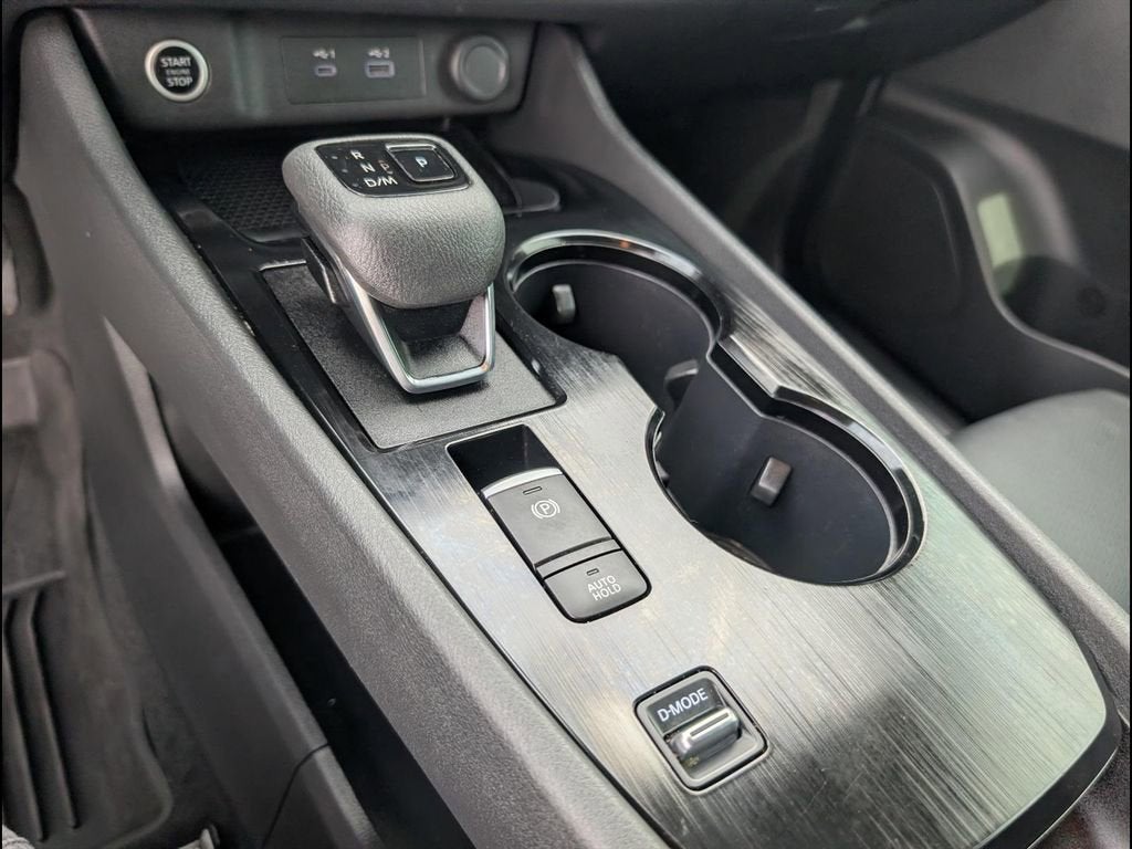 2022 Nissan Rogue SV FWD