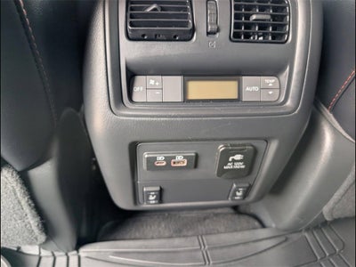 2020 Nissan Pathfinder SL 2WD