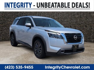 2023 Nissan Pathfinder SV FWD