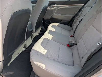 2020 Hyundai Elantra SE