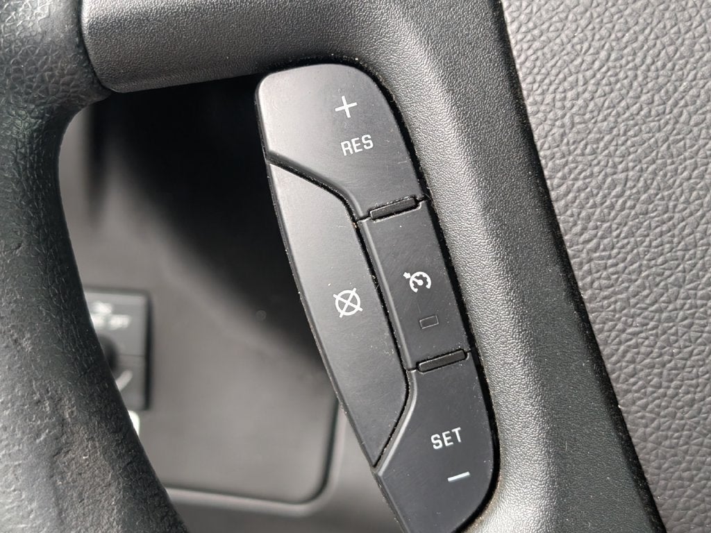 2018 GMC Savana Cutaway 3500 3500 Van 177"