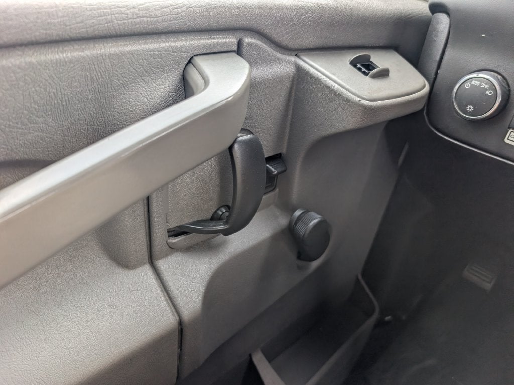 2018 GMC Savana Cutaway 3500 3500 Van 177"