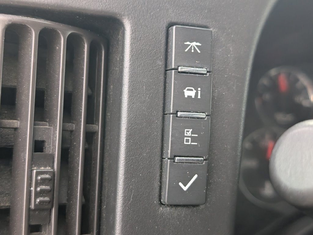 2018 GMC Savana Cutaway 3500 3500 Van 177"