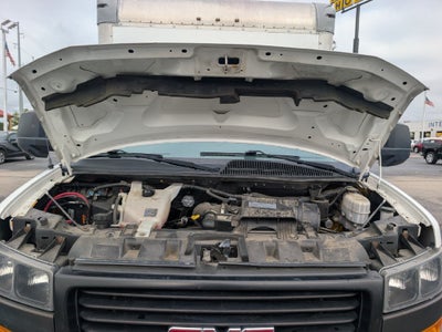 2018 GMC Savana Cutaway 3500 3500 Van 177"