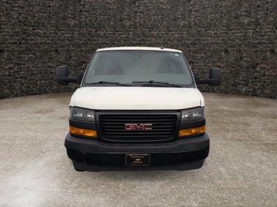 2018 GMC Savana Cutaway 3500 3500 Van 177"