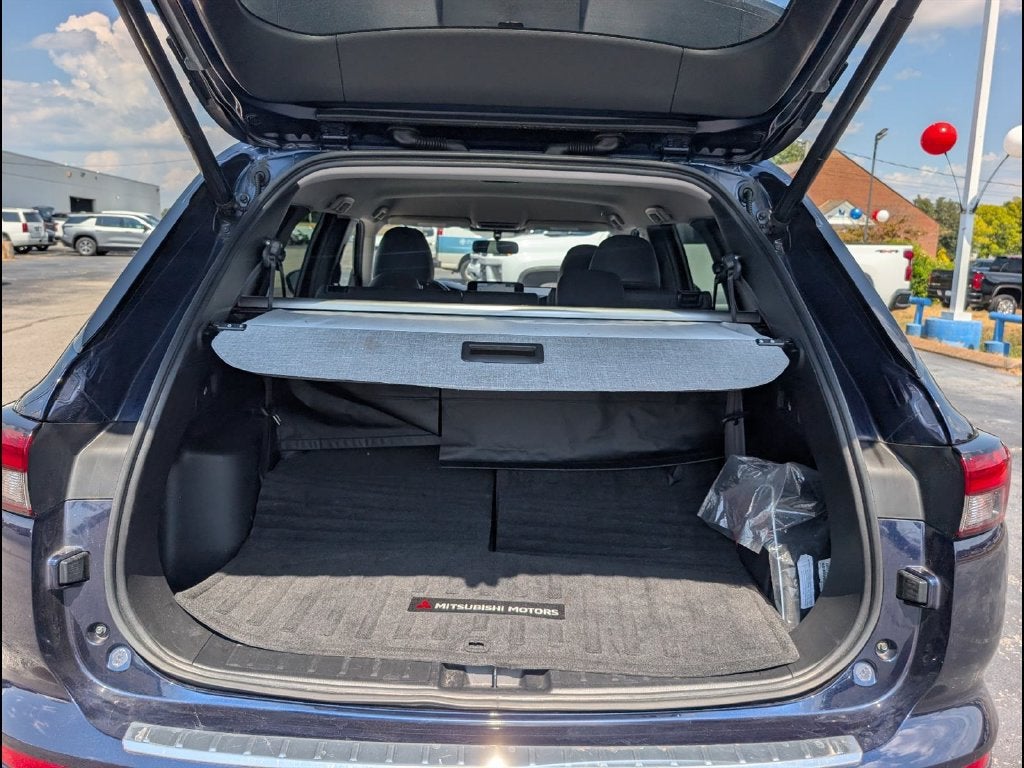 2022 Mitsubishi Outlander Black Edition S-AWC