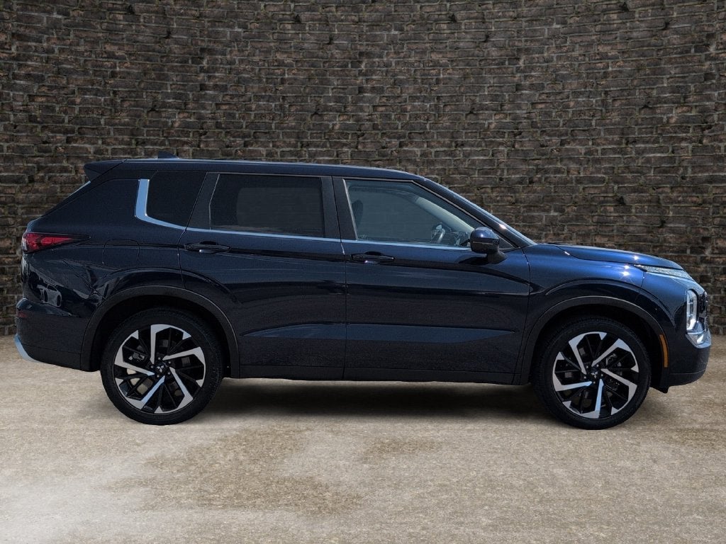 2022 Mitsubishi Outlander Black Edition S-AWC