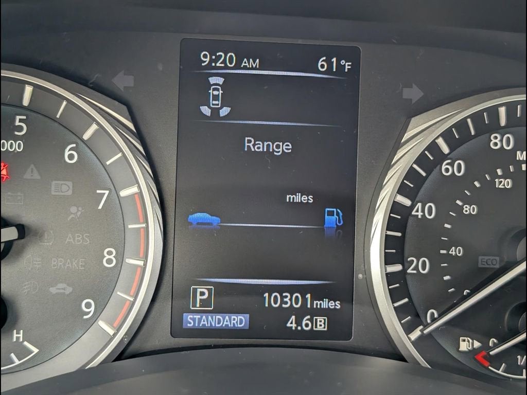 2022 INFINITI Q60 LUXE