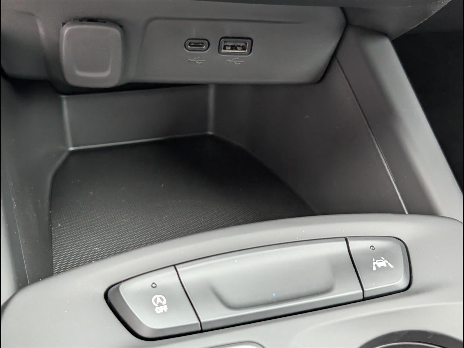 2026 Chevrolet Trax RS - Photo 15