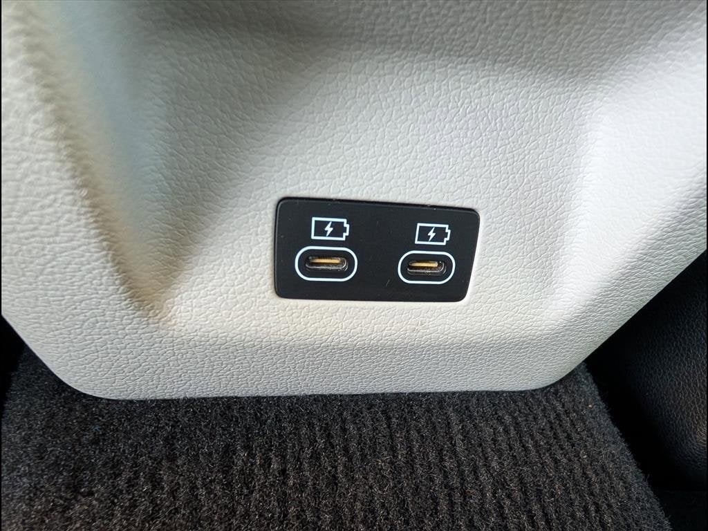 2024 Genesis G70 2.5T