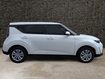 2024 Kia Soul LX