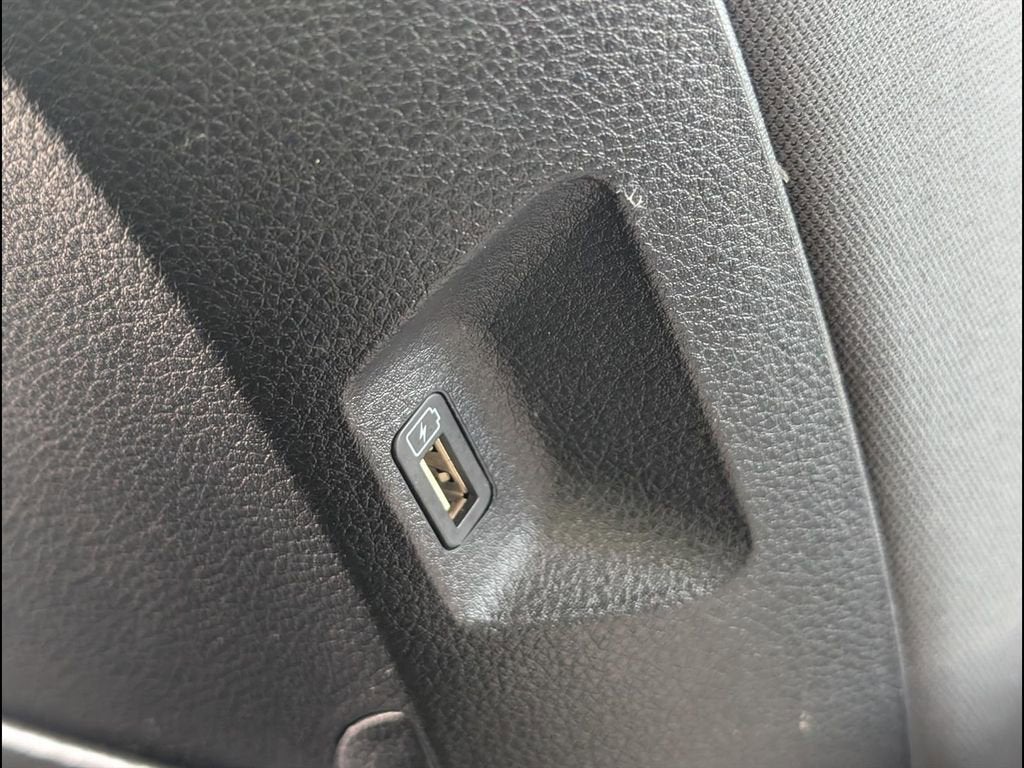 2024 Kia Carnival MPV LX
