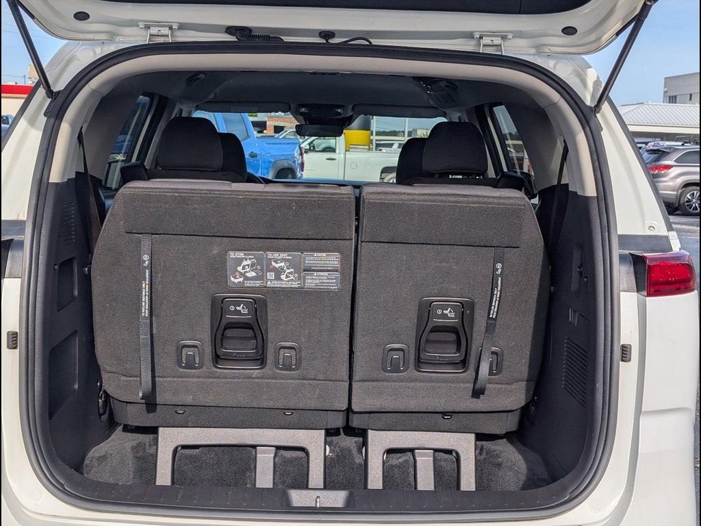 2024 Kia Carnival MPV LX