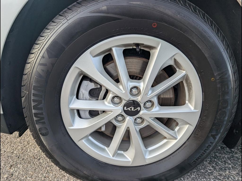 2024 Kia Carnival MPV LX