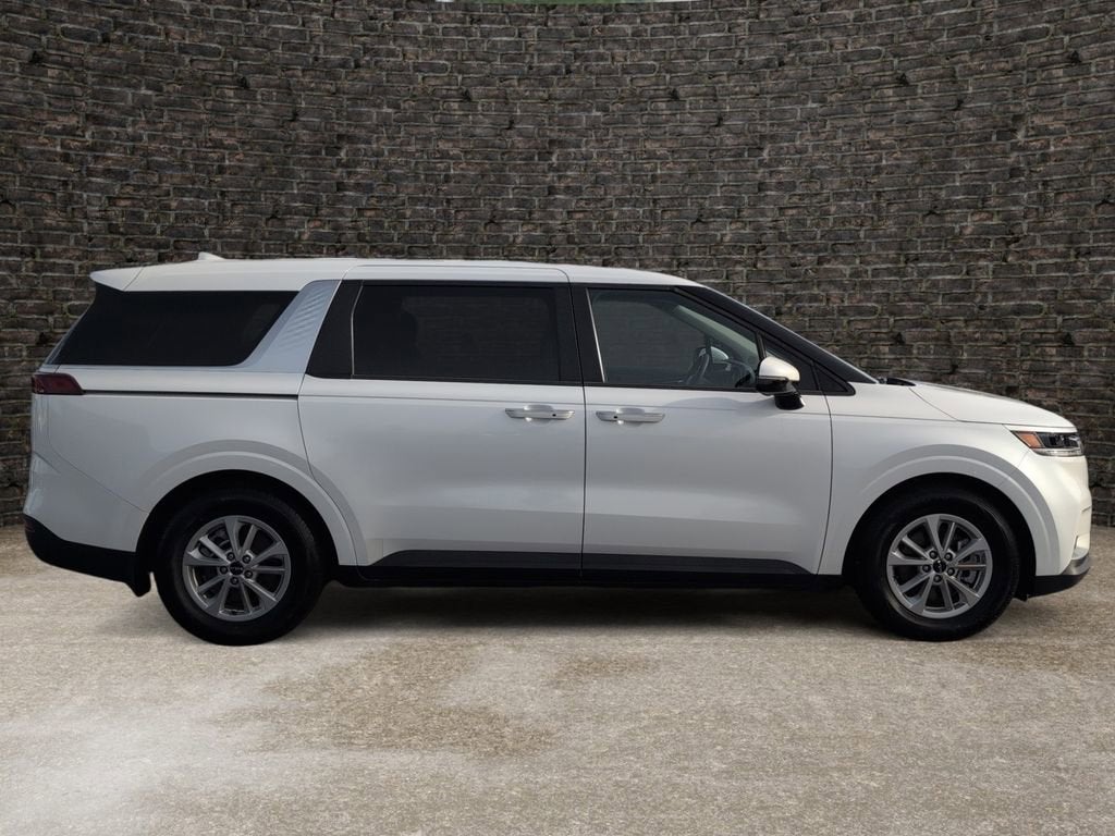 2024 Kia Carnival MPV LX