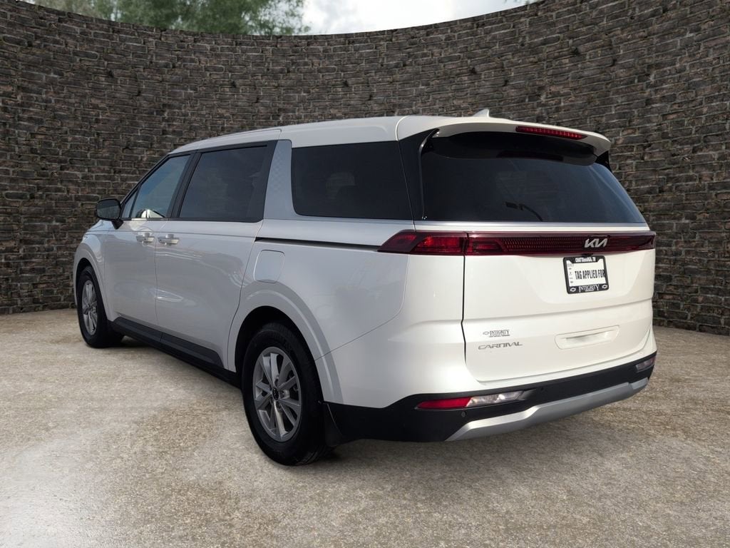2024 Kia Carnival MPV LX